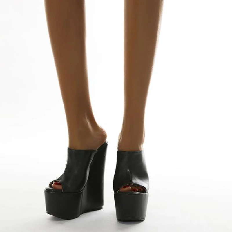 NEW 2021 Summer Fashion Black Womens Slippers Outdoor Sexy Platform PU Wedges Party Shoes Sandalias Mules 35-42 Concise Shoes
NEW 2021 Summer Fashion Black Womens Slippers Outdoor Sexy Platform PU Wedges Party Shoes Sandalias Mules 35-42 Concise Shoes