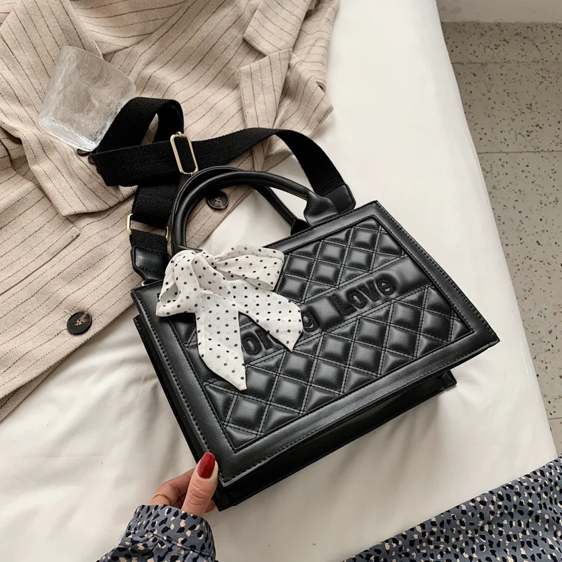 Womens Handbags Simple Atmosphere Women's 2021 New Fashion Large Capacity Scarf Handbag Shoulder Messenger Bag Purses
Womens Handbags Simple Atmosphere Women's 2021 New Fashion Large Capacity Scarf Handbag Shoulder Messenger Bag Purses