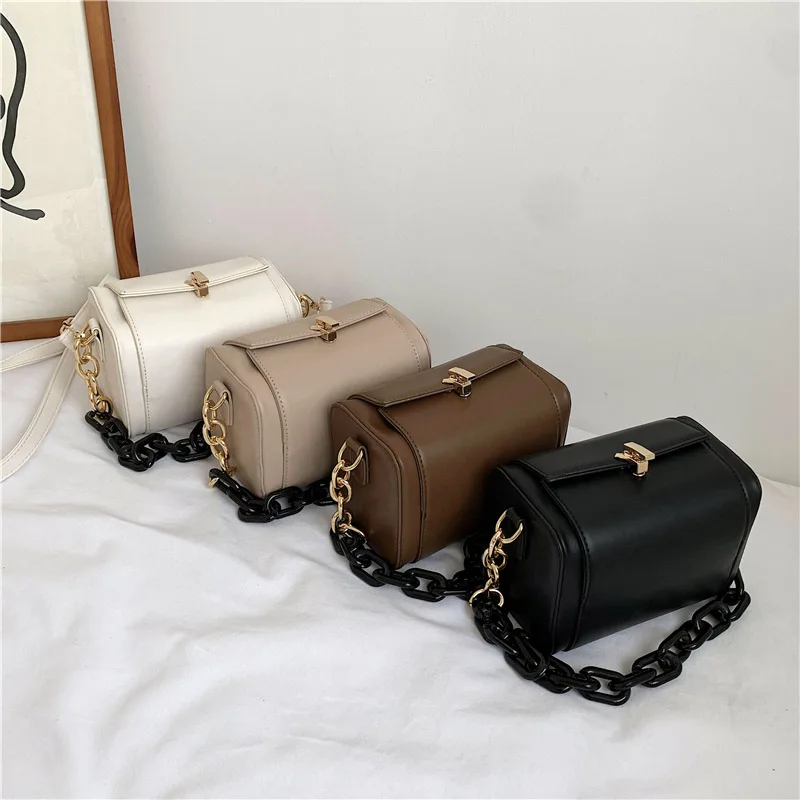 Small Black Box Design PU Leather Crossbody Bags For Women 2020 Ladies Luxury Handbags and Purse Female Trend Chain Shoulder Bag
Small Black Box Design PU Leather Crossbody Bags For Women 2020 Ladies Luxury Handbags and Purse Female Trend Chain Shoulder Bag