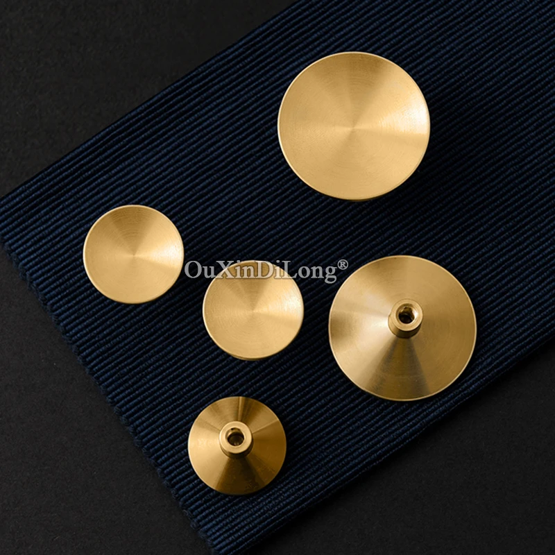 High Quality 2PCS European Solid Brass Furniture Handles Cupboard Wardrobe Drawer Kitchen Wine Cabinet Pulls Handles and Knobs
High Quality 2PCS European Solid Brass Furniture Handles Cupboard Wardrobe Drawer Kitchen Wine Cabinet Pulls Handles and Knobs