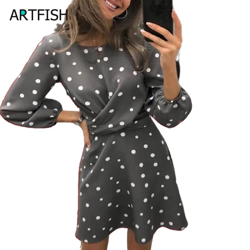 Women 2021 New Lantern Long Sleeve Women Spring Kawaii Dress Sweet Girl Party Femme Robe Cross Vintage Polka Dot Dress M0245
Women 2021 New Lantern Long Sleeve Women Spring Kawaii Dress Sweet Girl Party Femme Robe Cross Vintage Polka Dot Dress M0245