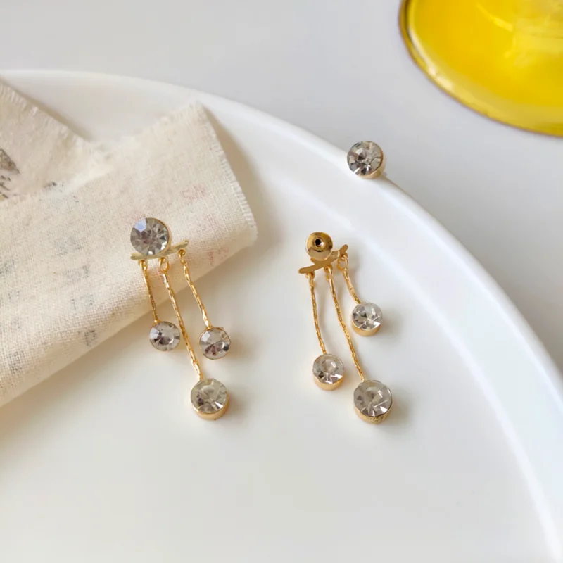 S925 needle Women Jewelry Shiny Crystal Popular Design High Quality Metal Chain Drop Earrings For Women Party Gifts
S925 needle Women Jewelry Shiny Crystal Popular Design High Quality Metal Chain Drop Earrings For Women Party Gifts