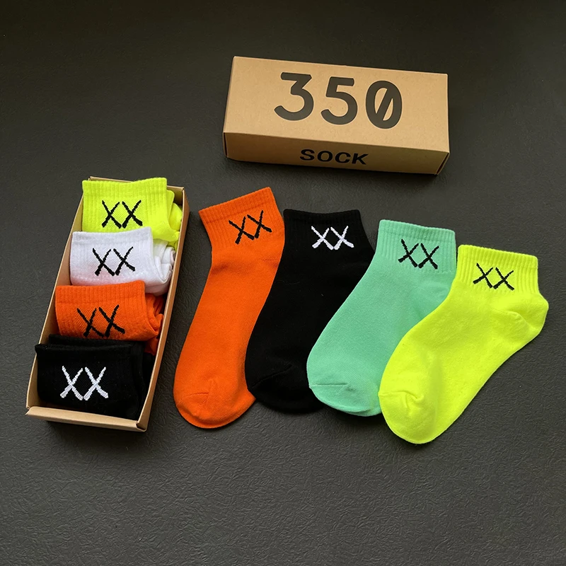 Модные Зеленые мужские носки 4 пары/коркор., экипировка, уличная мода, европейский стиль 350, стильные дыхательные мужские носки в стиле хип-хоп для девушек
Модные Зеленые мужские носки 4 пары/коркор., экипировка, уличная мода, европейский стиль 350, стильные дыхательные мужские носки в стиле хип-хоп для девушек