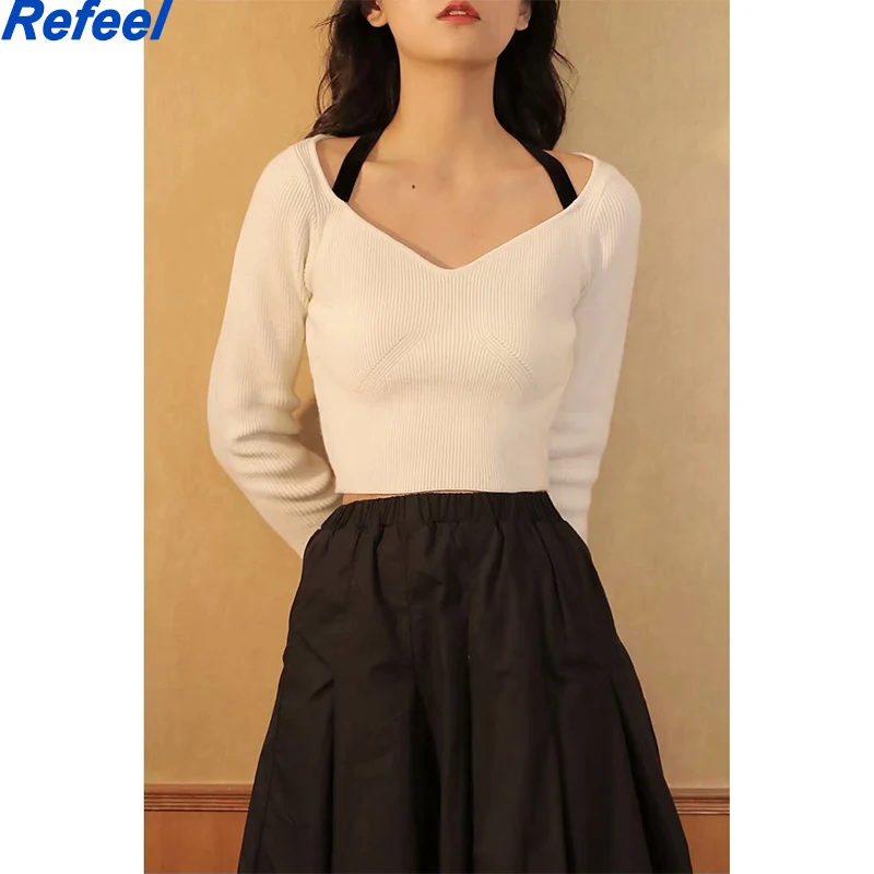 New Fake Halter White Pullover Sweater Women's Autumn Black sexy Long Sleeve Slim Tight Bottoming Sweater Top For Female
New Fake Halter White Pullover Sweater Women's Autumn Black sexy Long Sleeve Slim Tight Bottoming Sweater Top For Female