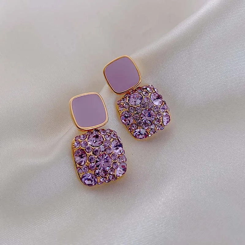 Korean Fashion Purple Crystal Square Pendant Earrings for Women Luxury Rhinestone Accessories Enamel Jewelry Wholesale
Korean Fashion Purple Crystal Square Pendant Earrings for Women Luxury Rhinestone Accessories Enamel Jewelry Wholesale