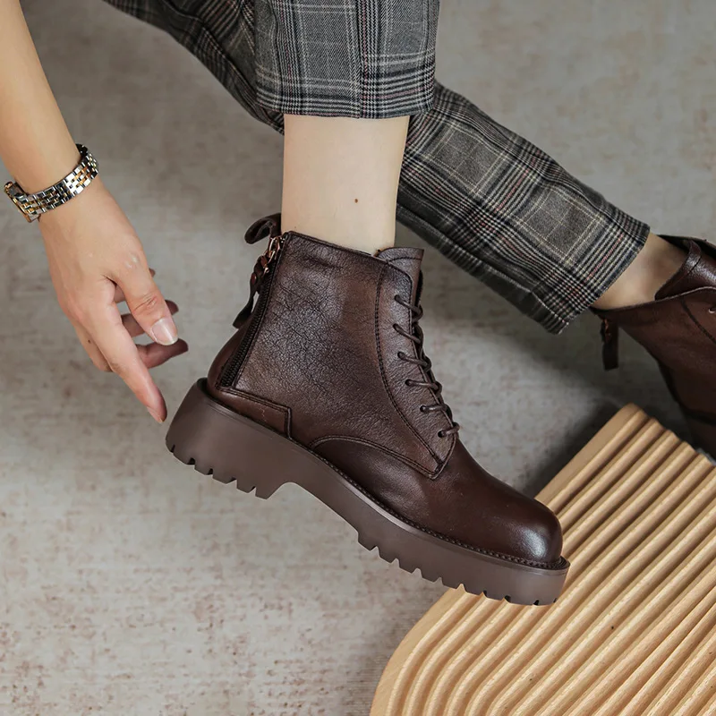 2021 Autumn And Winter New Low-top Top Layer Cowhide Martin Boots British Style Leather Zipper Ankle Boots Women Boots
2021 Autumn And Winter New Low-top Top Layer Cowhide Martin Boots British Style Leather Zipper Ankle Boots Women Boots