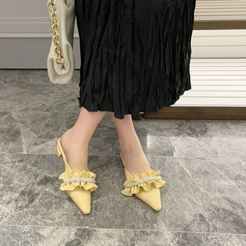 Female Shoes Pointed Toe Womens Slippers Outdoor Mules Sexy Low Square Heel String Bead Slides 2021 Cover Block Basic Fabric PU 
Female Shoes Pointed Toe Womens Slippers Outdoor Mules Sexy Low Square Heel String Bead Slides 2021 Cover Block Basic Fabric PU