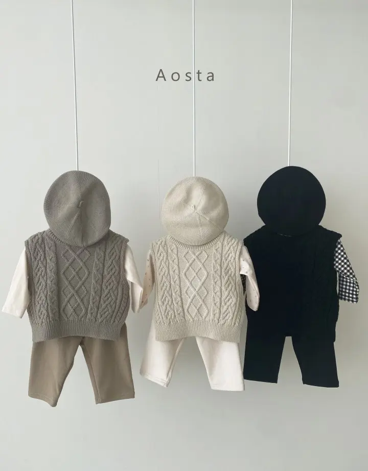 Осенние новые детские однотонные прямые удобные повседневные брюки свободные брюки трендовые
Осенние новые детские однотонные прямые удобные повседневные брюки свободные брюки трендовые