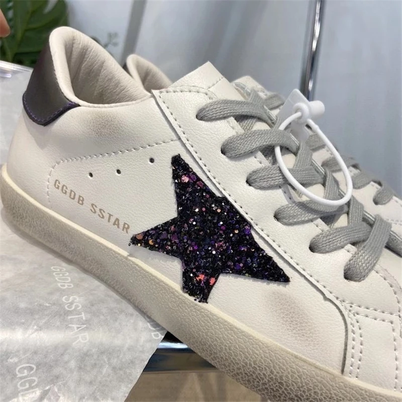 2020 new fashion comfortable casual sneakers stars small dirty shoes wild plus velvet small white dirty shoes flat women's shoes
2020 new fashion comfortable casual sneakers stars small dirty shoes wild plus velvet small white dirty shoes flat women's shoes