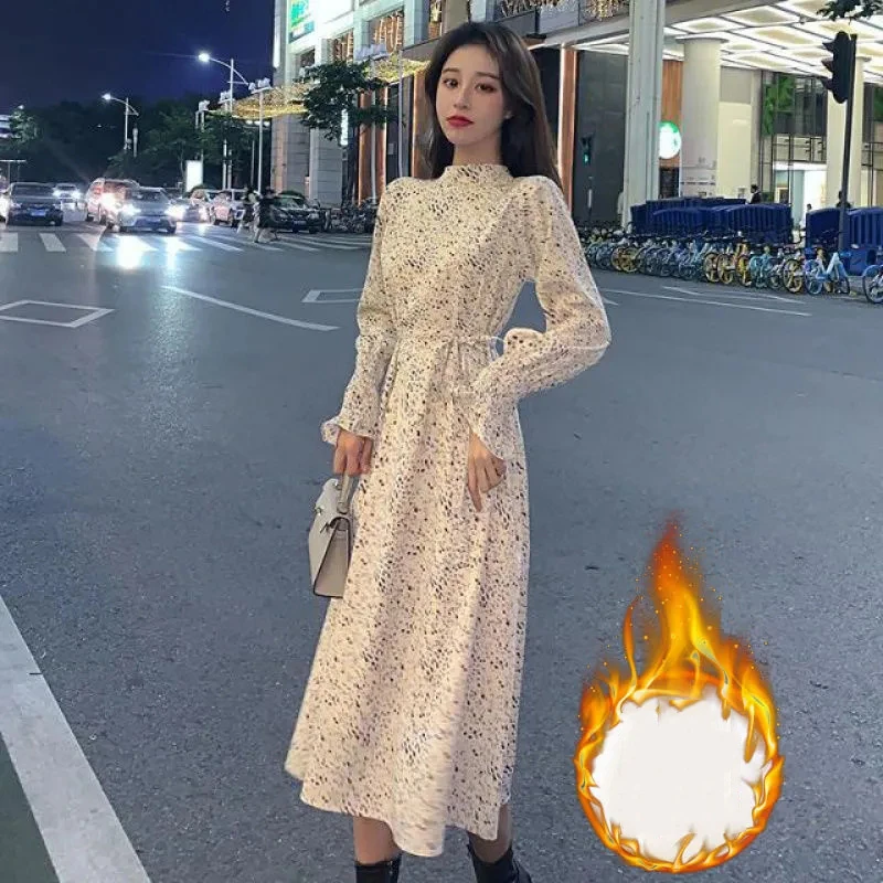 Korean Add Velvet Aline Floral Dress Women Winter Long sleeve Printing Dresses Elegant Chiffon Printing Mid Length Basic Dress
Korean Add Velvet Aline Floral Dress Women Winter Long sleeve Printing Dresses Elegant Chiffon Printing Mid Length Basic Dress