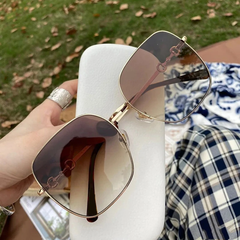 UV 400 Sunglasses Square Frame Frame Fashion Sun Glasses High Definition Lens Women Men Unisex Decoration Eyeglasses
UV 400 Sunglasses Square Frame Frame Fashion Sun Glasses High Definition Lens Women Men Unisex Decoration Eyeglasses