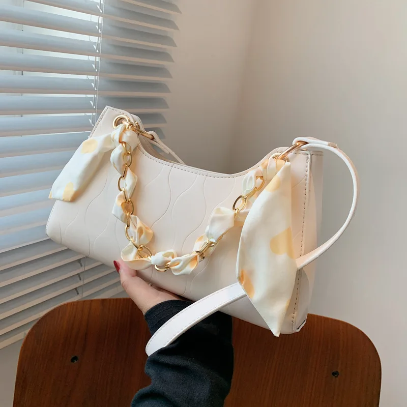 2021 Popular Bags Women's Bags Summer Wild New Trendy Fashion Messenger Bag Textured Single Shoulder Small Square Bag
2021 Popular Bags Women's Bags Summer Wild New Trendy Fashion Messenger Bag Textured Single Shoulder Small Square Bag