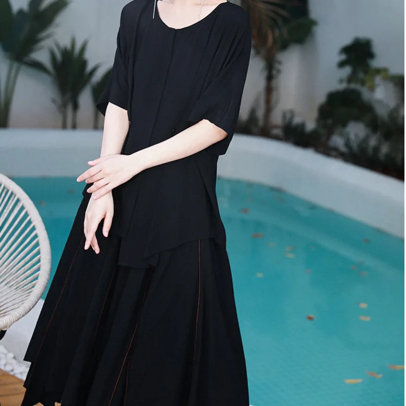 IEQJ Women Black Vintage Cozy Pleated Round Neck Asymmetrical Short-sleeved T-shirt New Fashion Tide Summer 2021 3F0279
IEQJ Women Black Vintage Cozy Pleated Round Neck Asymmetrical Short-sleeved T-shirt New Fashion Tide Summer 2021 3F0279