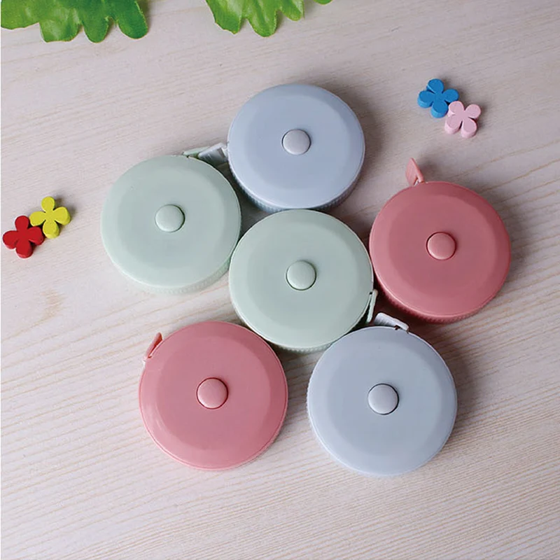 1 шт. портативная Выдвижная линейка в скандинавском стиле ABS многоцелевой 150 см/60 дюймов 3 цвета Швейные измерительные инструменты рулонная л... 
1 шт. портативная Выдвижная линейка в скандинавском стиле ABS многоцелевой 150 см/60 дюймов 3 цвета Швейные измерительные инструменты рулонная л...