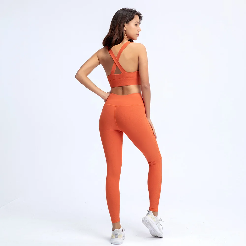 Casual solid color striped workout clothes, style yoga clothes, tight sports running clothes
Casual solid color striped workout clothes, style yoga clothes, tight sports running clothes