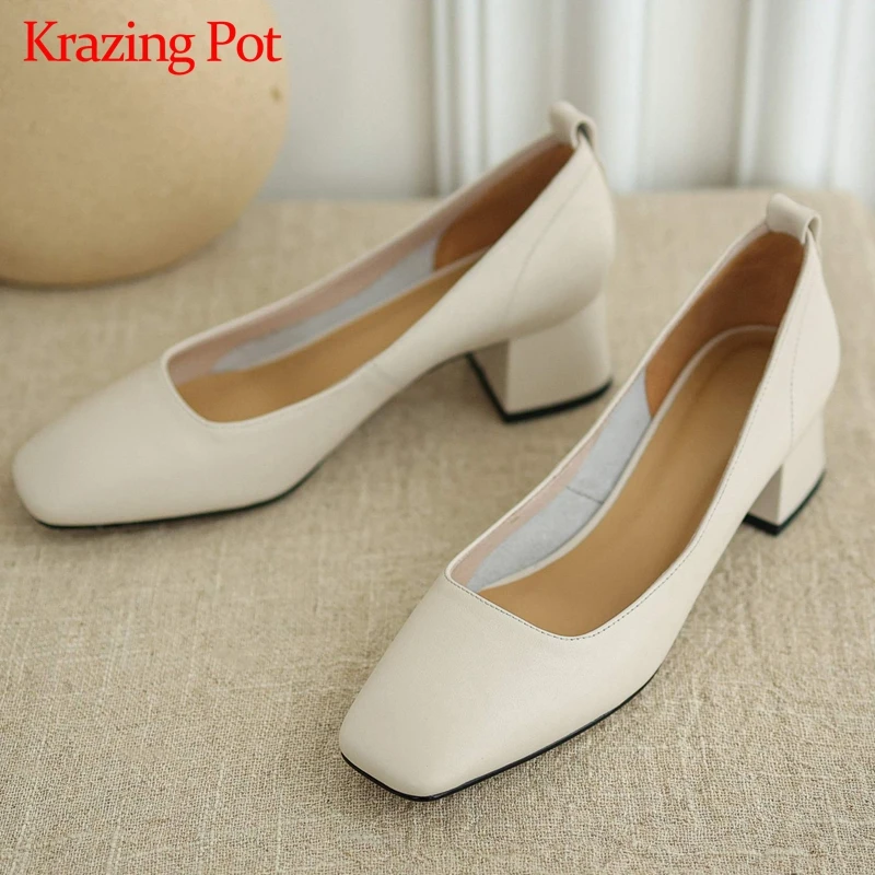 Krazing Pot simple style full grain leather classic colors handmade square toe thick med heel slip on dress soft women pumps L73
Krazing Pot simple style full grain leather classic colors handmade square toe thick med heel slip on dress soft women pumps L73