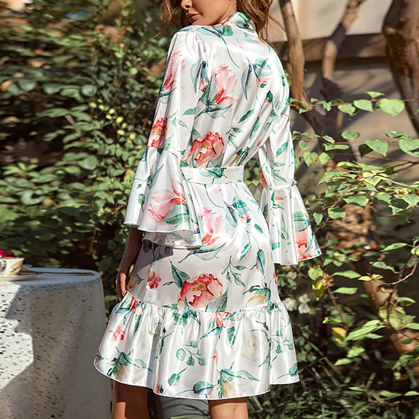 3pcs Pijamas Set Sexy Nightgown Lace-up Printed Nightgown Bathrobe Home Service Suit Fashion Lingerie Tracksuit
3pcs Pijamas Set Sexy Nightgown Lace-up Printed Nightgown Bathrobe Home Service Suit Fashion Lingerie Tracksuit