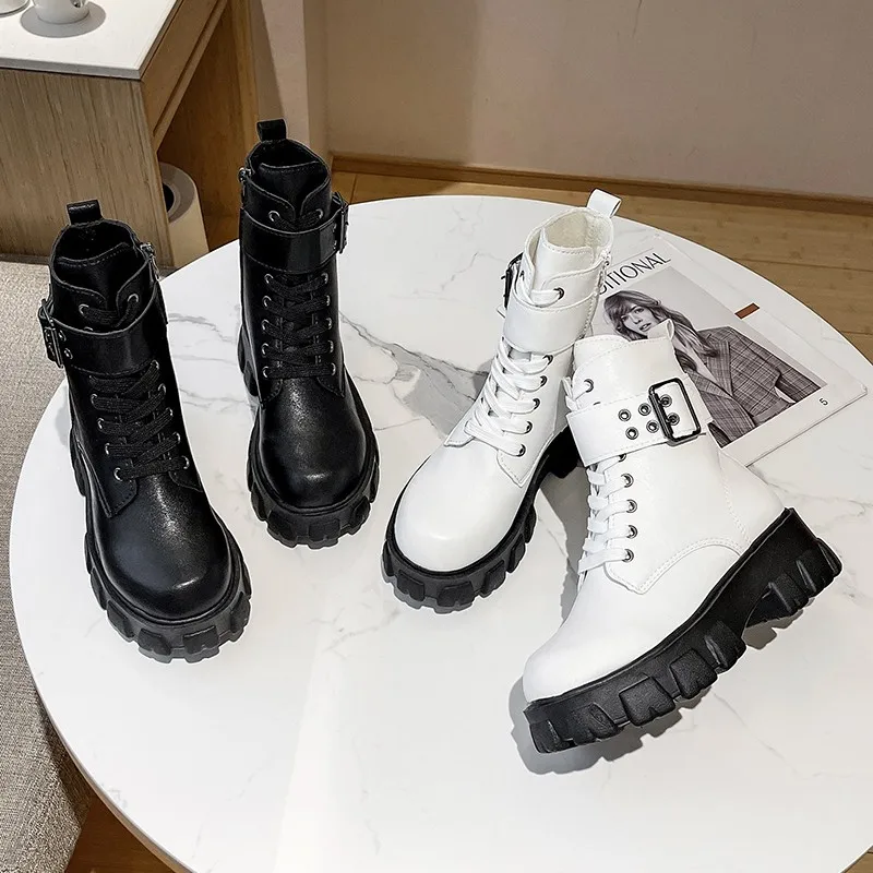 Snow Boots Women's Winter 2021 New Korean Fashion Plus Velvet Warm Platform Couples Short Cotton Boots
Snow Boots Women's Winter 2021 New Korean Fashion Plus Velvet Warm Platform Couples Short Cotton Boots