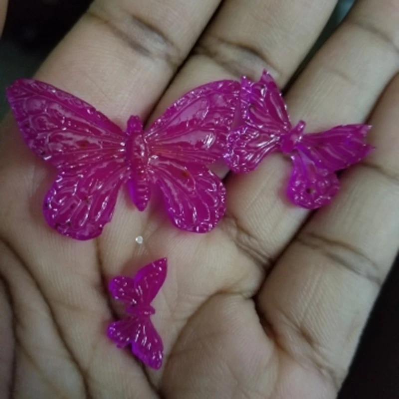 1Pcs UV Resin Jewelry Liquid Silicone Mold Animal Butterfly Resin Charms Molds for DIY Intersperse Decorate Making Molds
1Pcs UV Resin Jewelry Liquid Silicone Mold Animal Butterfly Resin Charms Molds for DIY Intersperse Decorate Making Molds