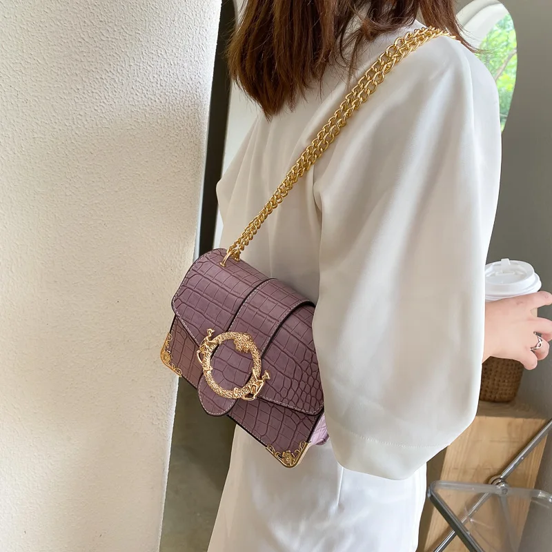 Shangxin Women's Shoulder Bag Pu Solid Color Fashion Texture Chain Messenger Bag Foreign Style Versatile Design Small Square Bag
Shangxin Women's Shoulder Bag Pu Solid Color Fashion Texture Chain Messenger Bag Foreign Style Versatile Design Small Square Bag