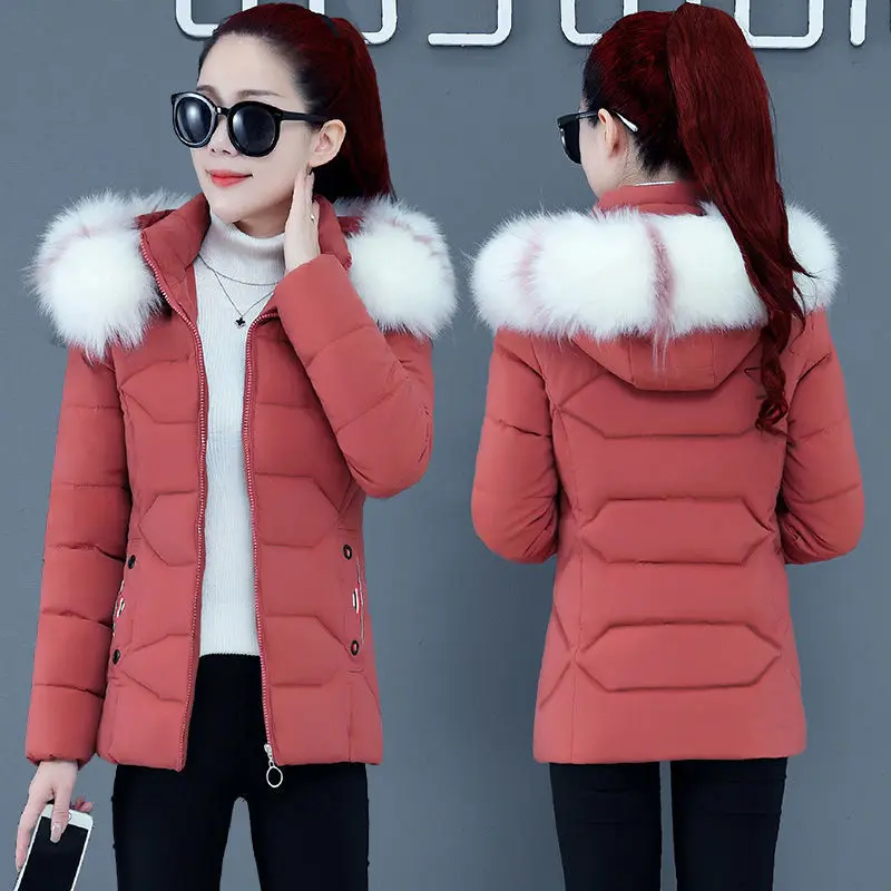 2021 New Winter Parkas Women Jacket Fur Collar Hooded Basic Coat Thicken Female Jacket Warm Cotton Padded Outerwear Plus Size
2021 New Winter Parkas Women Jacket Fur Collar Hooded Basic Coat Thicken Female Jacket Warm Cotton Padded Outerwear Plus Size