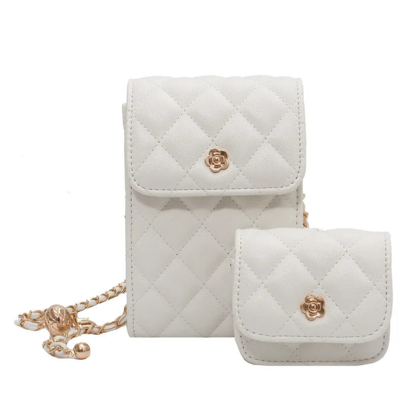 Lingge Texture Bag Female Summer 2021 New Fashion All-match Messenger Mobile Phone Chain Small Square Bags
Lingge Texture Bag Female Summer 2021 New Fashion All-match Messenger Mobile Phone Chain Small Square Bags