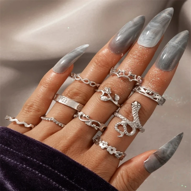 10pcs/sets Rose Flowers Silver Ring for Women Men Charm Star Geometric Snake Bohemian Jewelry Gift anillos mujer
10pcs/sets Rose Flowers Silver Ring for Women Men Charm Star Geometric Snake Bohemian Jewelry Gift anillos mujer