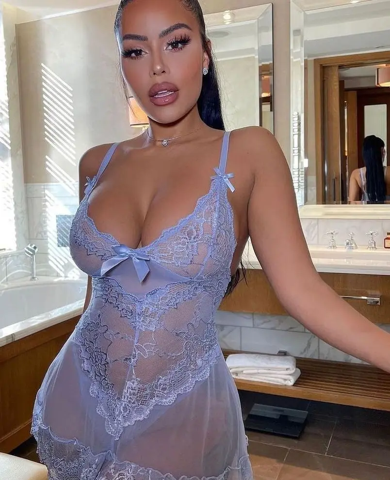 Women Hot Sexy Underwear Spaghetti Strap Camisole Gauzed Perspective Mini Dress Deep V-Neck Lace Hollow Patchwork Sexo Vestidos
Women Hot Sexy Underwear Spaghetti Strap Camisole Gauzed Perspective Mini Dress Deep V-Neck Lace Hollow Patchwork Sexo Vestidos