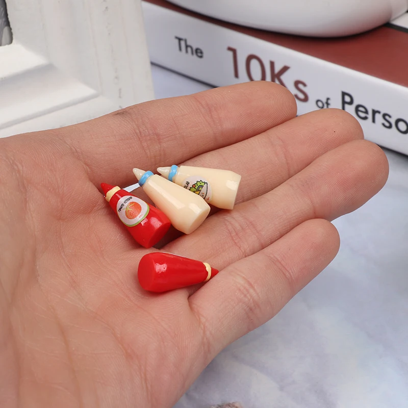 4pcs/set 1:12 Dollhouse Miniature Food Mini Ketchup Salad Dressing Imitation Toy Doll House Kitchen Supplies Model Accessories 
4pcs/set 1:12 Dollhouse Miniature Food Mini Ketchup Salad Dressing Imitation Toy Doll House Kitchen Supplies Model Accessories