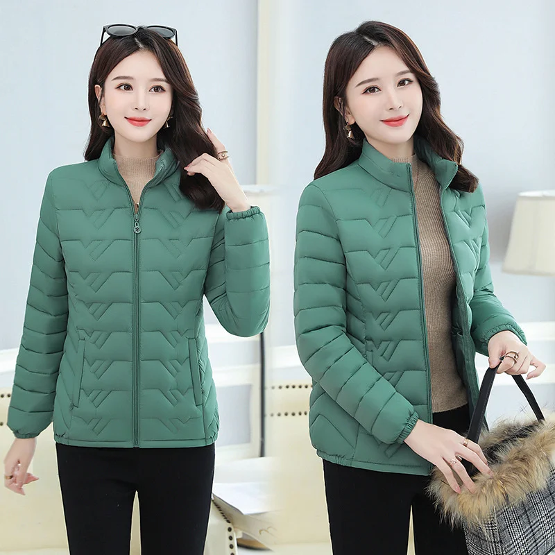 stand collar light women's short thin small cotton padded jacket middle-aged mother's Winter
stand collar light women's short thin small cotton padded jacket middle-aged mother's Winter