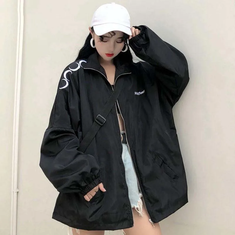 Women's Jacket 2020 Spring Windbreaker Harajuku Gothic Moon Coat Oversized Windbreaker Outwear Baseball Jackets
Women's Jacket 2020 Spring Windbreaker Harajuku Gothic Moon Coat Oversized Windbreaker Outwear Baseball Jackets