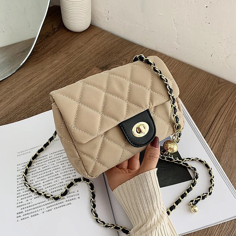 Women's 2020 classic small Oxford cloth messenger bag handbags women's 30-year-old girls trend chain handbags
Women's 2020 classic small Oxford cloth messenger bag handbags women's 30-year-old girls trend chain handbags