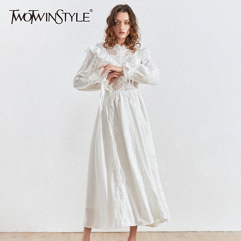Женское ажурное платье TWOTWINSTYLE, белое платье с оборками, V-образным вырезом, длинными рукавами-фонариками, высокой талией и рюшами на осень
Женское ажурное платье TWOTWINSTYLE, белое платье с оборками, V-образным вырезом, длинными рукавами-фонариками, высокой талией и рюшами на осень