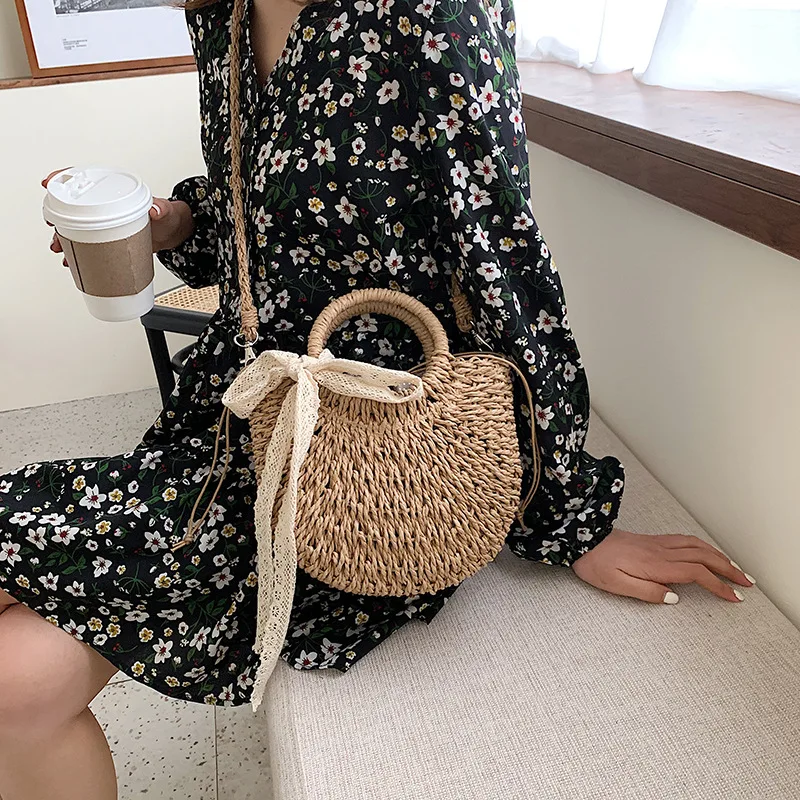 Wicker Rattan Bag Women's Shoulder Bags Female Crossbody Moon Shape Lace Bow Handbag Big Capacity Woven Fashion Casual Package
Wicker Rattan Bag Women's Shoulder Bags Female Crossbody Moon Shape Lace Bow Handbag Big Capacity Woven Fashion Casual Package