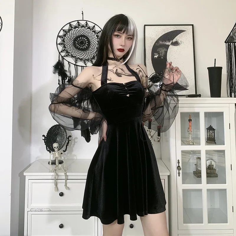 Sexy Net Yarn Pleated Woman Dress Perspective Dark Style Strap Dress Female High Waist Fashion Designer Dresses Girl Lady2021
Sexy Net Yarn Pleated Woman Dress Perspective Dark Style Strap Dress Female High Waist Fashion Designer Dresses Girl Lady2021