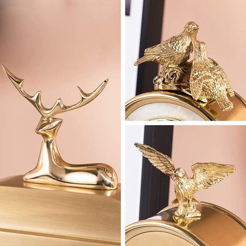 American Light Luxury European-Style Living Room Entrance Cabinet Lucky Elk Decorative Desk Clock Desktop Clock 
American Light Luxury European-Style Living Room Entrance Cabinet Lucky Elk Decorative Desk Clock Desktop Clock
