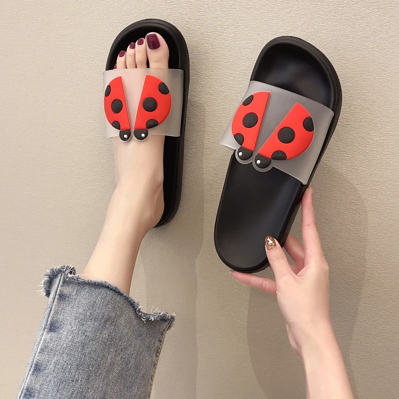 Slippers Casual Flat Shoes Female Slipers Women Lady Low Candy Colors Slides Luxury 2021 Massage Girl Summer Rubber Rome PU
Slippers Casual Flat Shoes Female Slipers Women Lady Low Candy Colors Slides Luxury 2021 Massage Girl Summer Rubber Rome PU