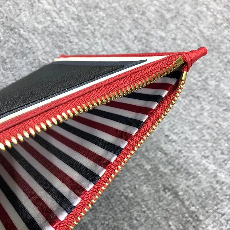 2021 Fashion TB Brand Briefcase Genuine Messenger Cow Leather Splice Black Casual Envelope Bag Men Women Hand Bags
2021 Fashion TB Brand Briefcase Genuine Messenger Cow Leather Splice Black Casual Envelope Bag Men Women Hand Bags