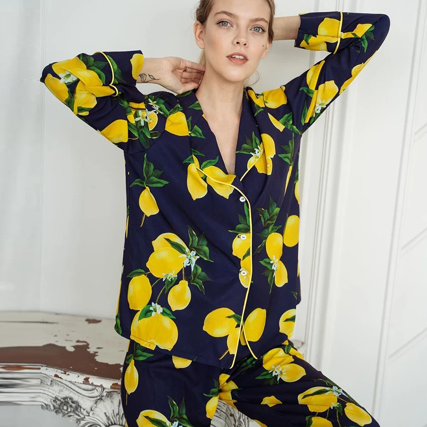 Пижама женская с длинным рукавом и отложным воротником, осень 2021 
Пижама женская с длинным рукавом и отложным воротником, осень 2021