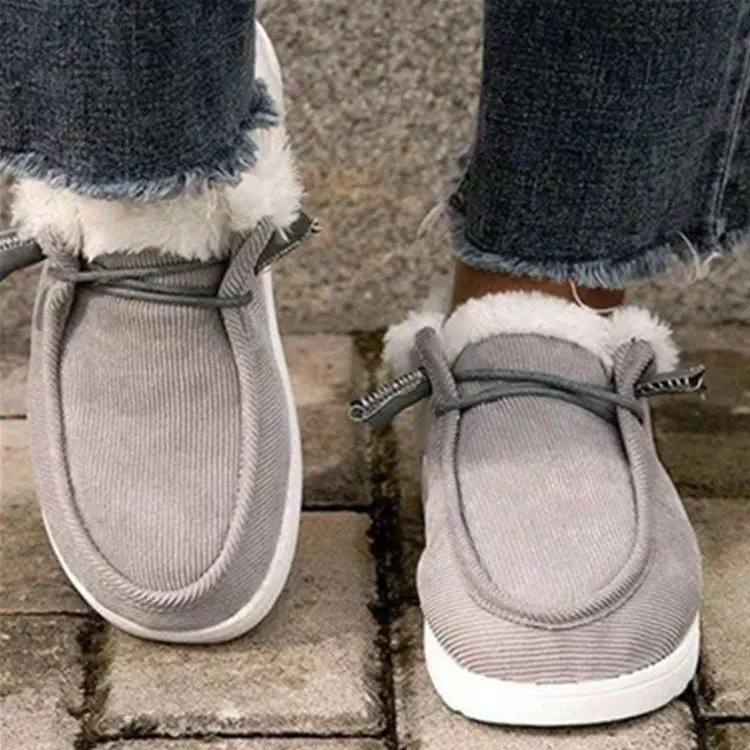 New Fashion Women Winter Cotton Shoes Plush Warm Snow Boots Ladies Casual Flat Short Boots Solid Color Furry Females Feetwear
New Fashion Women Winter Cotton Shoes Plush Warm Snow Boots Ladies Casual Flat Short Boots Solid Color Furry Females Feetwear