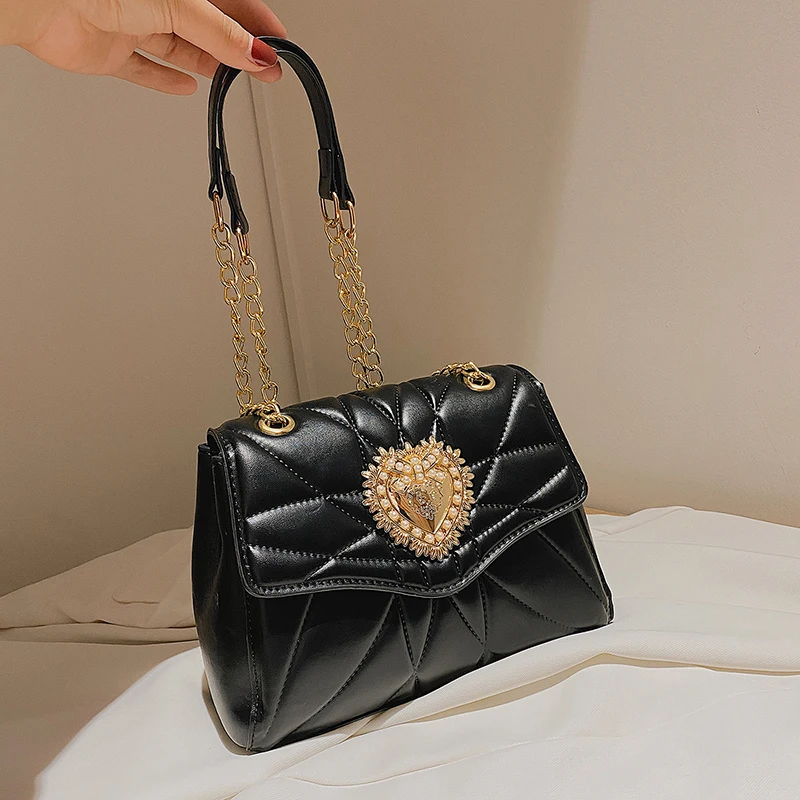 Vintage Designer Lock Thread Chain Shoulder Crossbody Bag for Women Handbag Purses 2022 New Winter Fashion Ladies Messenger Bags
Vintage Designer Lock Thread Chain Shoulder Crossbody Bag for Women Handbag Purses 2022 New Winter Fashion Ladies Messenger Bags