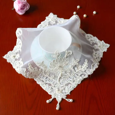 Кружевной квадратный коврик для украшений 
Кружевной квадратный коврик для украшений