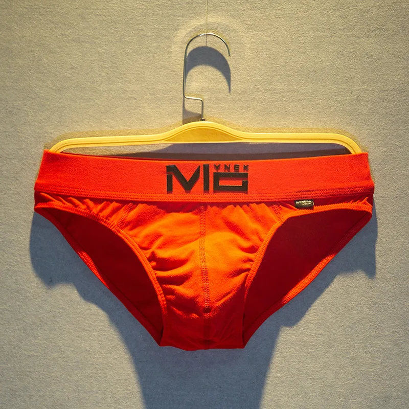 Men's Underwear, Elastic Men's Briefs, Low Waist, Sexy Cotton, Breathable, Sassy Trend, Protruding Men
Men's Underwear, Elastic Men's Briefs, Low Waist, Sexy Cotton, Breathable, Sassy Trend, Protruding Men