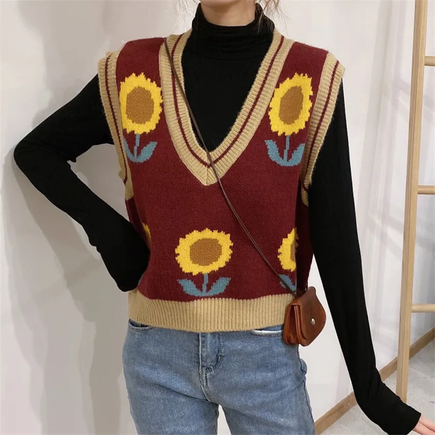 Korean Floral Vintage Knit Vest Women V-Neck Knitted Sweater Vest Sleeveless Waistcoat Autumn Winter Outwear Chalecos Para Mujer
Korean Floral Vintage Knit Vest Women V-Neck Knitted Sweater Vest Sleeveless Waistcoat Autumn Winter Outwear Chalecos Para Mujer