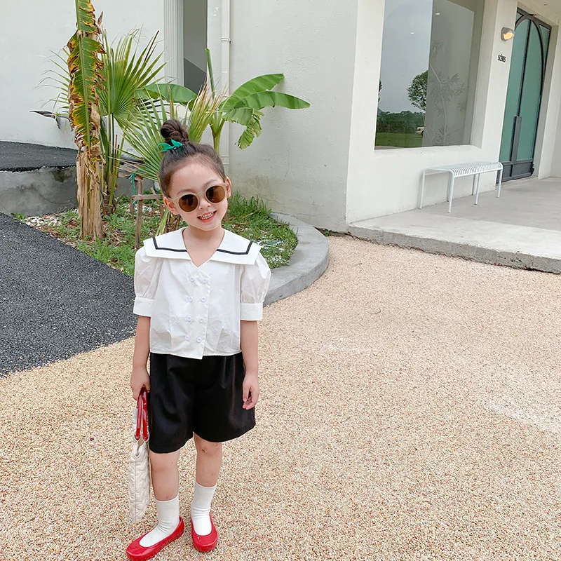 Girls' foreign style suit Navy collar middle sleeve shirt summer thin casual pants two piece set of Korean children's wear 3-13
Girls' foreign style suit Navy collar middle sleeve shirt summer thin casual pants two piece set of Korean children's wear 3-13
