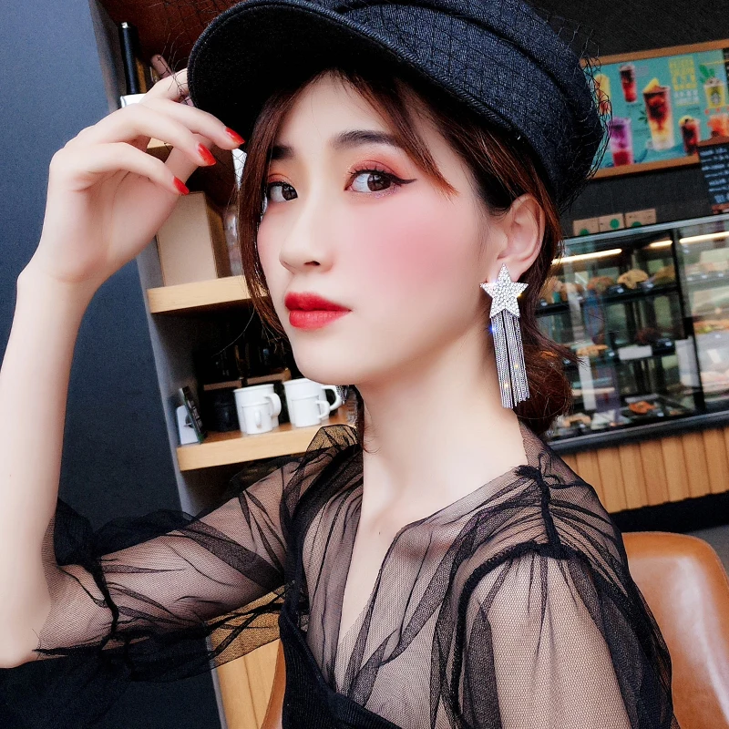 2019 New Arrival Zinc Alloy Trendy Women Dangle Earrings Star-studded Fringed Earrings Long-style Female Jewelry
2019 New Arrival Zinc Alloy Trendy Women Dangle Earrings Star-studded Fringed Earrings Long-style Female Jewelry