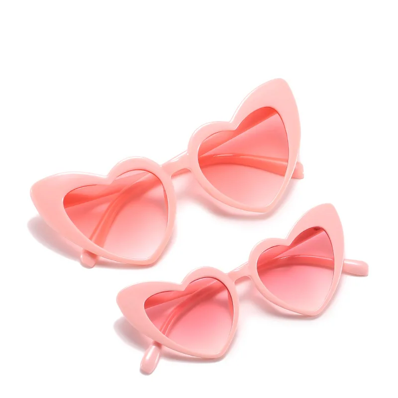 Fashion Heart Shaped Sunglasses Parent-Child Matching Outfits Hot Love Sun Glasses Street Shooting Travel Women Girls Baby UV400
Fashion Heart Shaped Sunglasses Parent-Child Matching Outfits Hot Love Sun Glasses Street Shooting Travel Women Girls Baby UV400