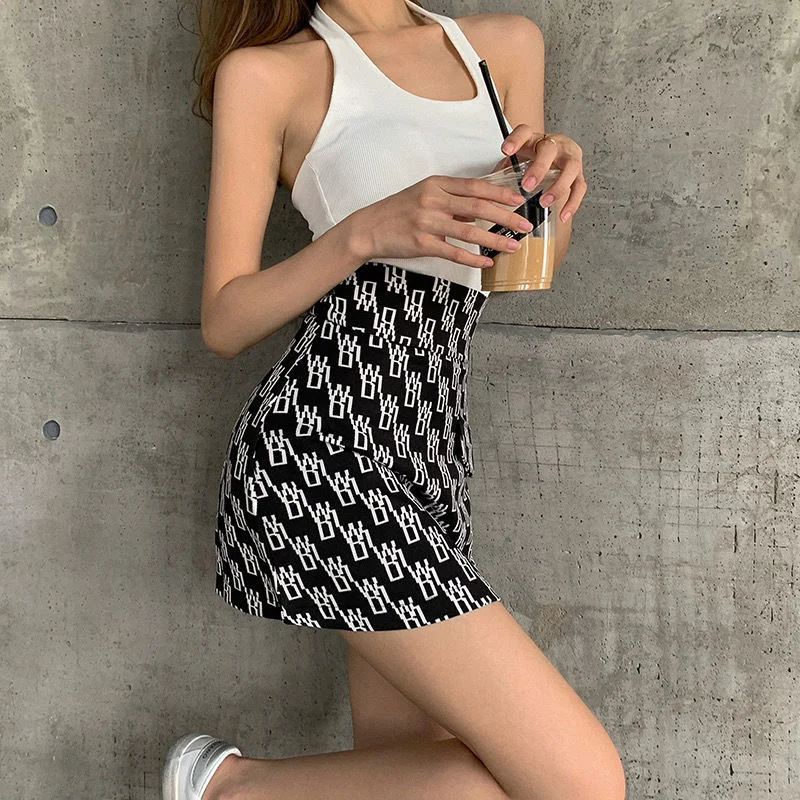 2021 spring and summer new European and American style versatile letter A-line skirt, high waist and thin, covering meat skirt,
2021 spring and summer new European and American style versatile letter A-line skirt, high waist and thin, covering meat skirt,