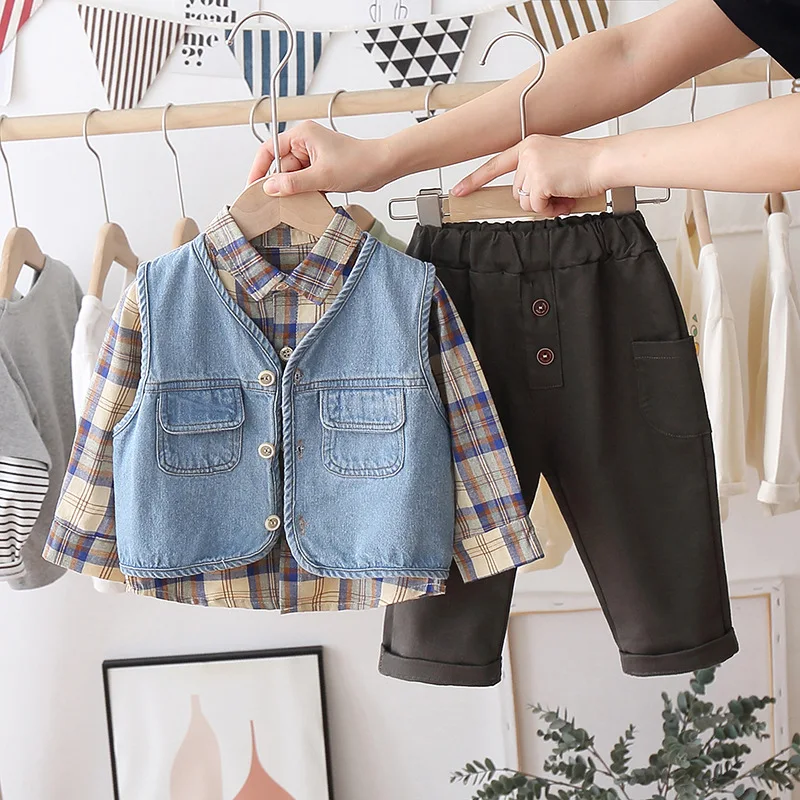 Baby Boys Clothing Sets 2021 Spring Denim Vest Plaid Shirt Pants Toddler Infant Casual Clothes 3 Pieces Children Kids Outfit
Baby Boys Clothing Sets 2021 Spring Denim Vest Plaid Shirt Pants Toddler Infant Casual Clothes 3 Pieces Children Kids Outfit