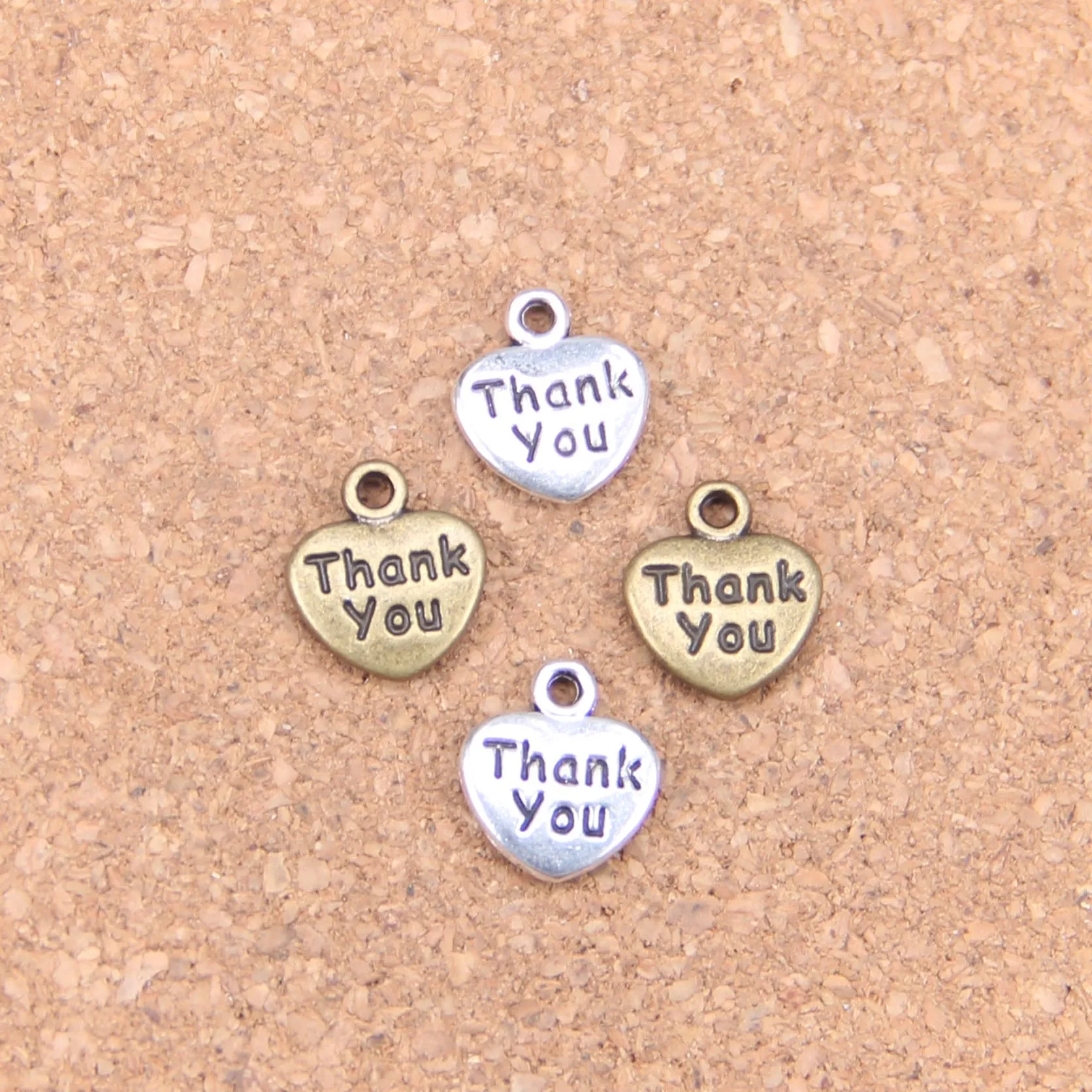 146 шт Подвески Сердце спасибо 12 мм старинные подвески, Винтажные Ювелирные изделия из тибетского серебра, DIY для браслета ожерелье
146 шт Подвески Сердце спасибо 12 мм старинные подвески, Винтажные Ювелирные изделия из тибетского серебра, DIY для браслета ожерелье